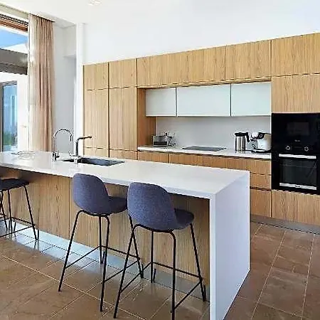Minthis 5* Episkopi (Limassol)